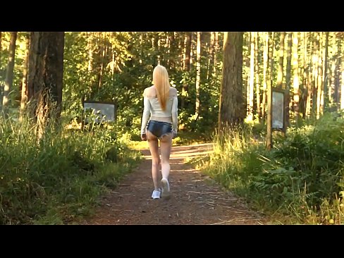 ❤️ Moaie frou beweecht stadich, net neaken video ️ Seksfideo by ús fy.ixiporn.ru ❤